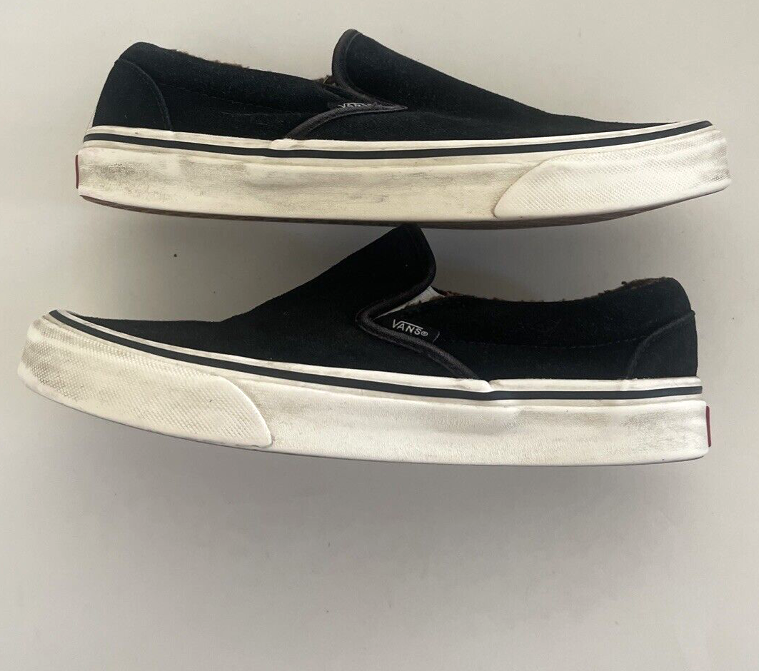 Vans Fluffy Lined Sneakers – Women’s 8.5 / Man’s size 7 Vans Suede Faux Fur Lined Classic Slip-0n Shoes M 7/ W 8.5  main image 2
