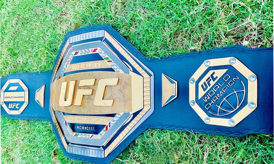 NUEVO CINTURÓN RÉPLICA CAMPEONATO UFC LEGACY WORLD UFC 2MM LATÓN Foto 4 de 4