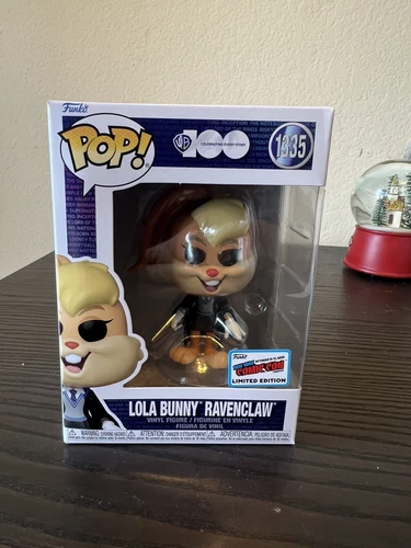 IN HAND OFFICIAL CON STICKER LOLA BUNNY HARRY POTTER Ravenclaw Funko Pop #1335