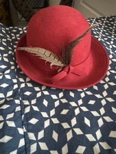 Hat Vintage Ladies Retro Dress Hat 100 Wool Felt Size 21-22 Rust with Feather