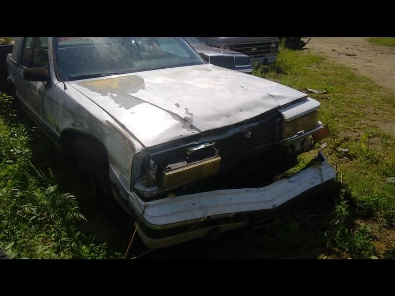 Brake Master Cylinder Fits 84-95 CARAVAN 585360 - Image 3 of 4