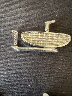 AMT 6587 289 Cobra Roadster Parts Kitbash Chrome Grille #528