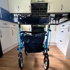 Homcom 4-Wheel Rollator Walker Seat Storage Bag Foldable Blue hardly used ,