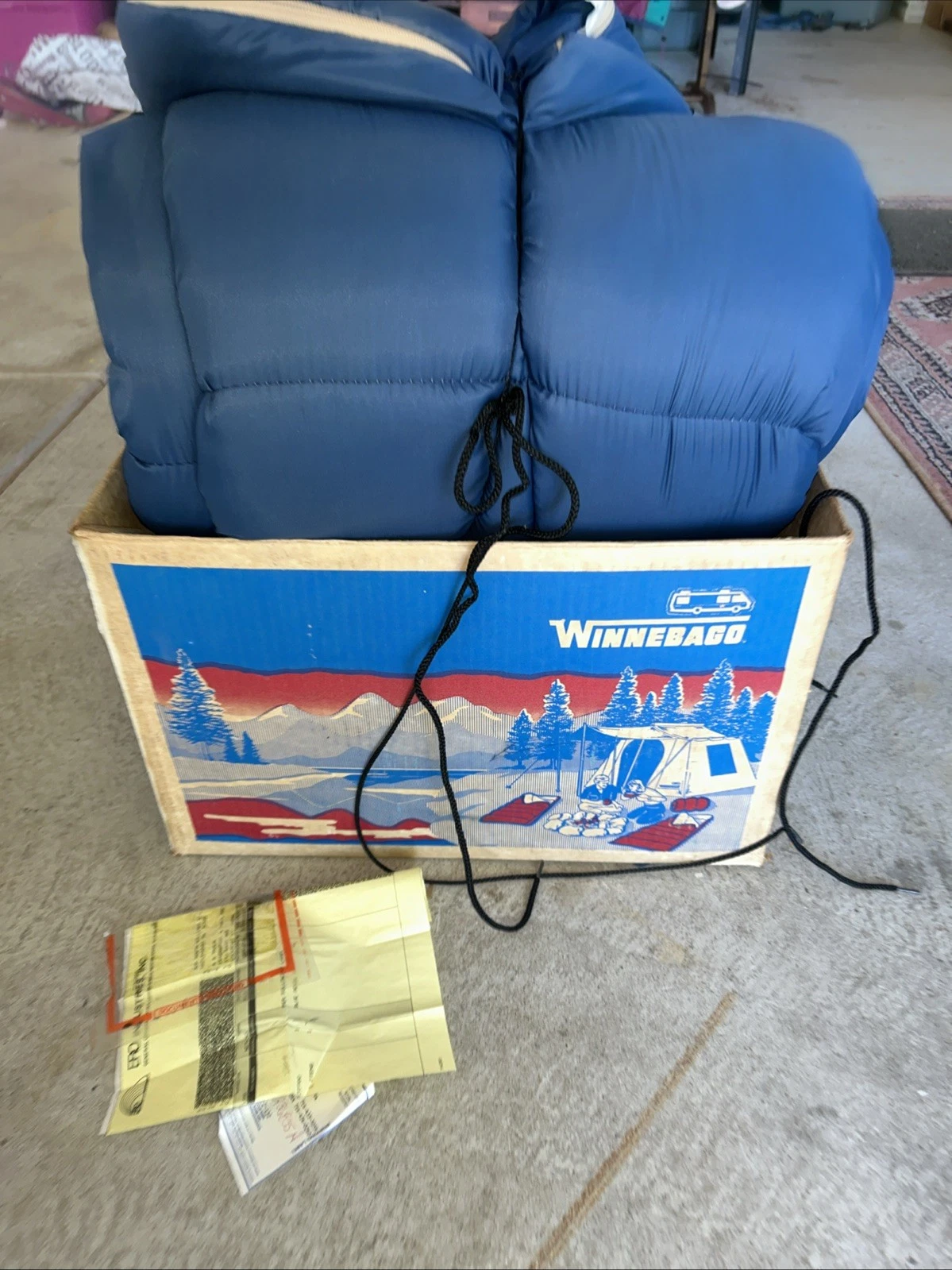 Vintage Winnebago 4lb. Sleeping Bag Blue Devil Outdoor Indoor With Box 33x75”