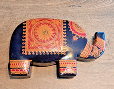 Sparbüchse Spardose Elefant aus Leder Vintage Öffnung per Druckknopf