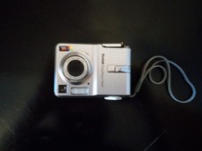UNTESTED Kodak EasyShare C643 Digital Camera 6.1MP, 3X Optical Zoom, Silver