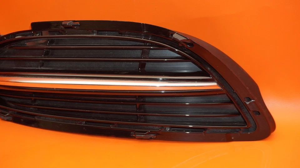 MERCEDES BENZ S550 GRILLE LEFT LOWER 2014 2015 2016 2017 BASE SEDAN A2228850724 - Image 3 of 4