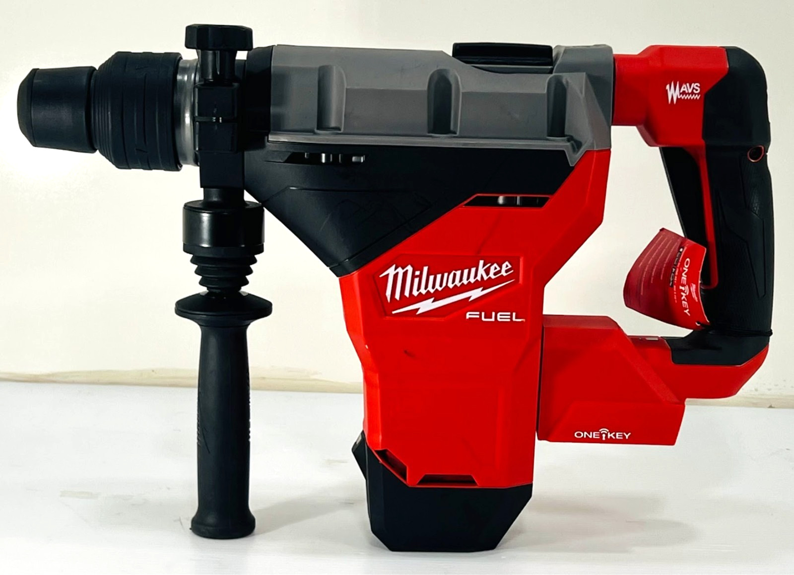 Milwaukee M18 FUEL 1-3/4” SDS Max Rotary Hammer  2718-20***Tool Only***