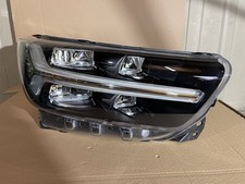 VOLVO XC40 LED HEADLIGHT RIGHT DRIVER SIDE  31655638 GENUINE 