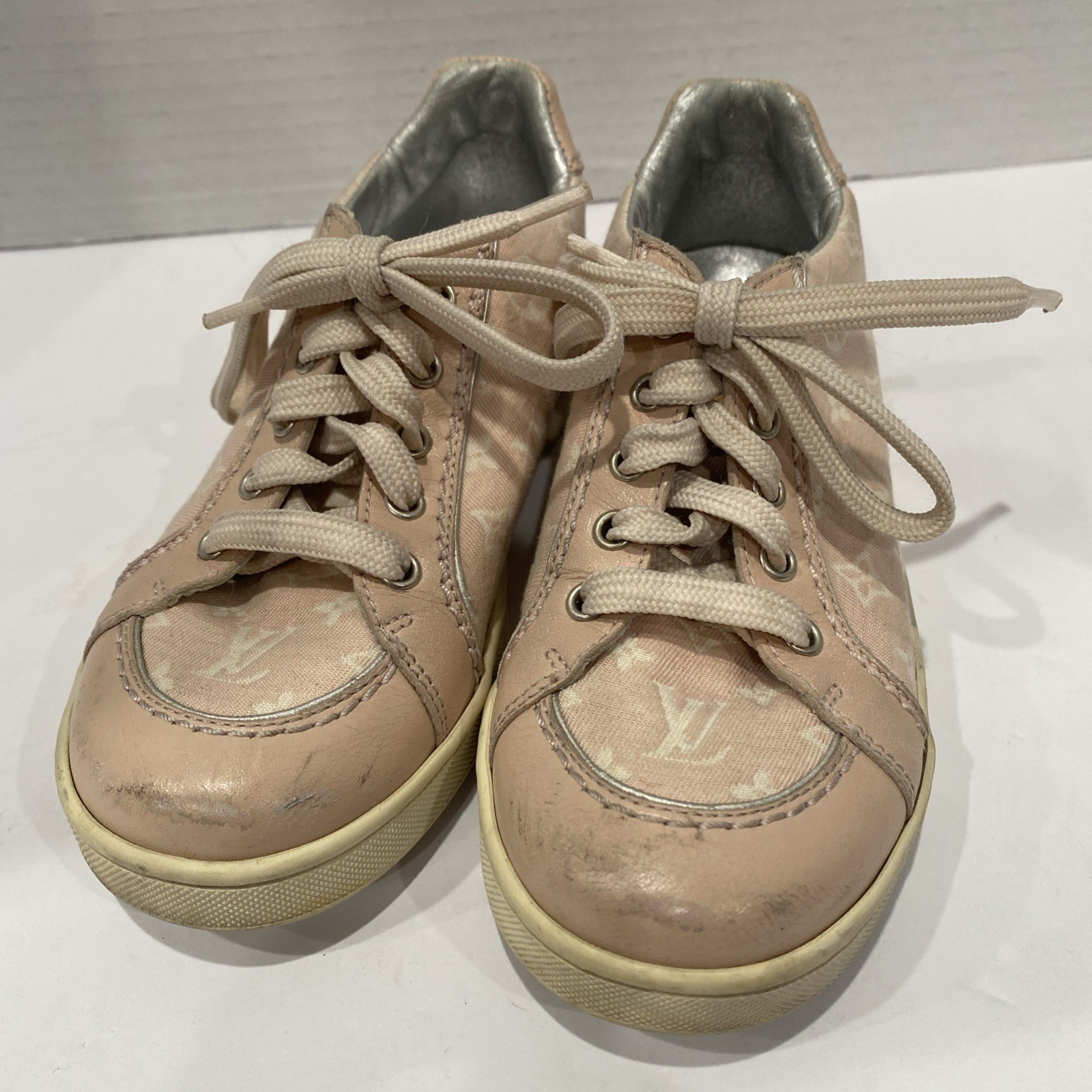 Louis Vuitton sneakers Toddler Girls Size 26 (EU) 9.5 (US) Pink