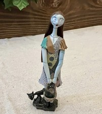 Nightmare before Christmas Trading Figure Series 1 Sally and cat Disney