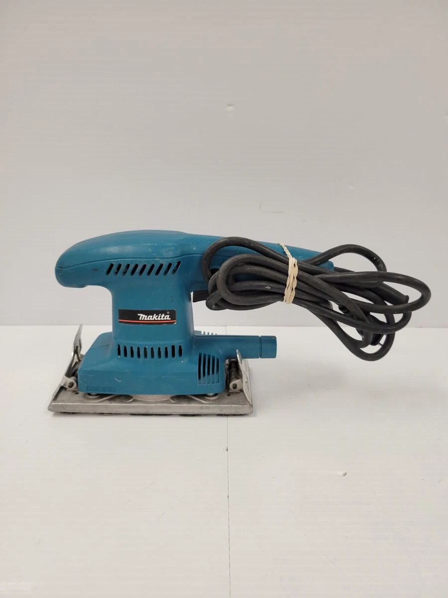 50733 1 Makita BO3700 Sander