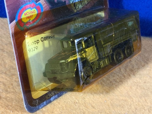 L9-18 HOT WHEELS ACTION COMMAND - TROOP CONVOY #9379 - 1984 - CRACKED BLISTER - Picture 5 of 10