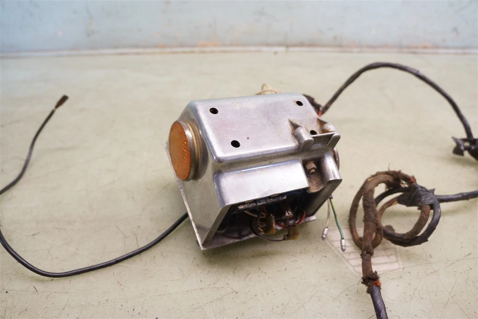 BSA B50 B 50 拖车线圈电气盒接线 * 2064A — 第 4/4 张图片