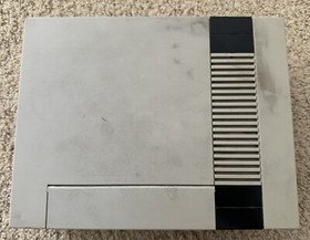 Vintage Nintendo NES Console Bundle with Games and Controllers & Gun OEM 🔥🔥