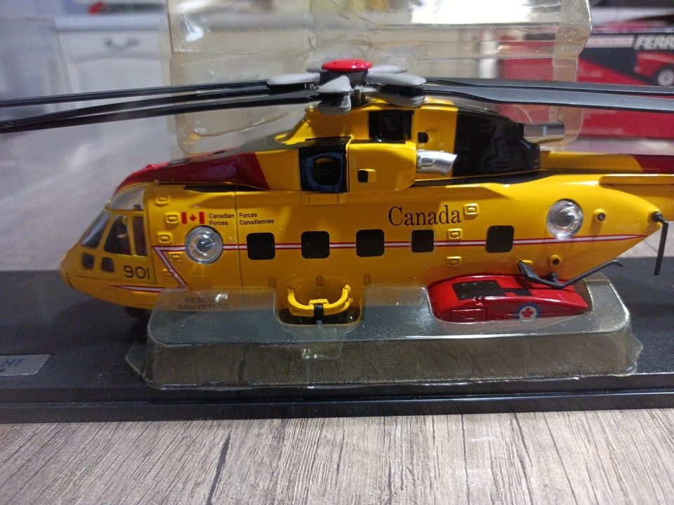 ELICOTTERO AGUSTA EH 101 CORMORANT 1:72 New Ray Elicotteri Die Cast Modellino - Immagine 2 di 3