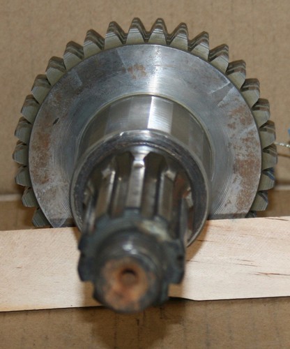 Chevy GMC NP205 Front Output Gear 3 gear on shaft Shaft NP 205 - Picture 5 of 7