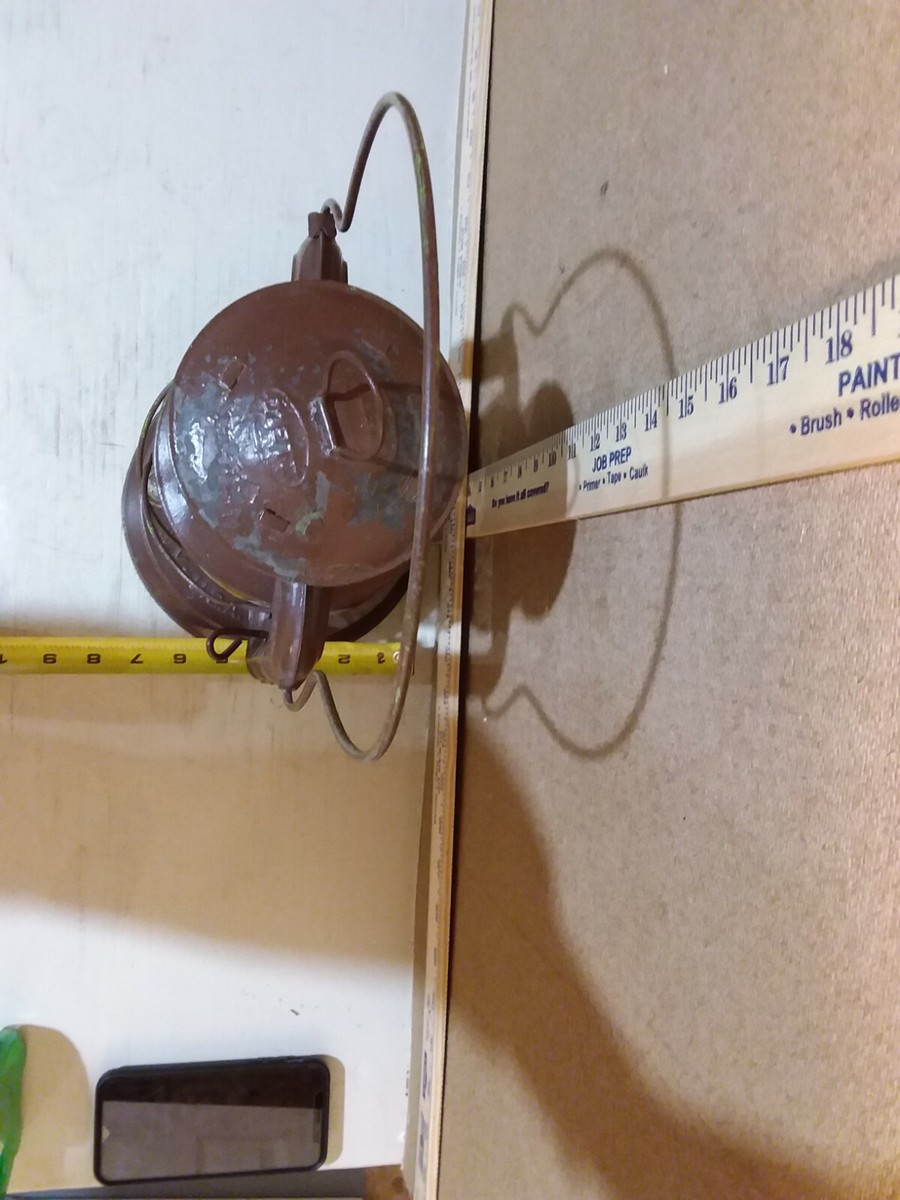 Vintage Dietz 02 Large Fount D-Lite Lantern NY USA with C 1 Vintage Dietz 02 Large Fount D-Lite Lantern NY USA with C 1