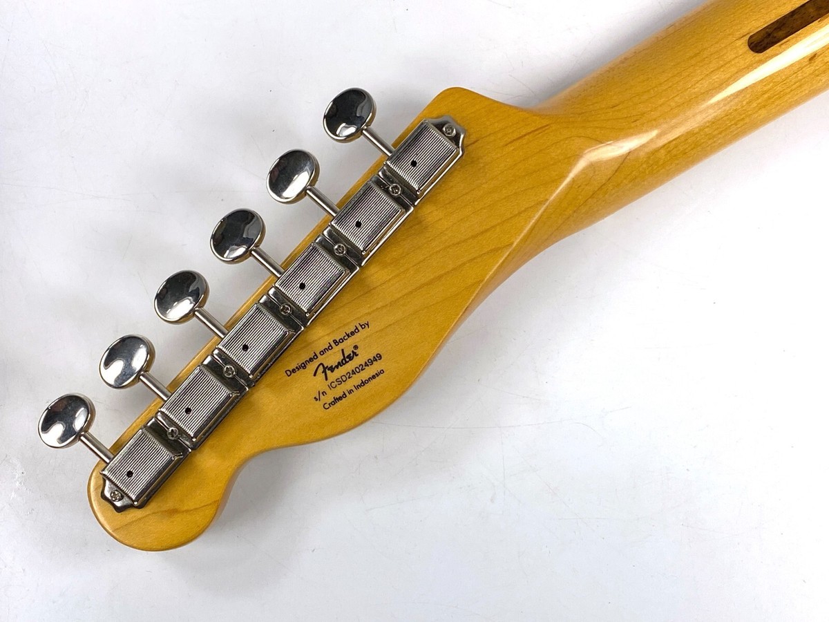 Squier Telecaster thinline セミホロウボディ ゴールド Squier FSR Classic Vibe '60s Telecaster Thinline Aztec Gold