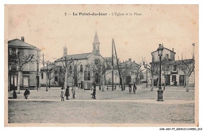 CAR-ADYP7-0430-69 - LE POINT-DU-JOUR - Die Kirche und der Platz