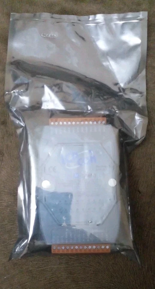 ICP DAS M‑7045D‑G Isolated Source‑Type Digital Output Module Modbus RTU - Image 3 of 4