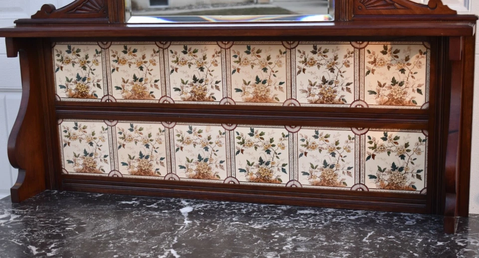 Armário superior antigo estilo eduardiano mármore nogueira/burl com azulejo e parte traseira espelhada - Imagem 4 de 4