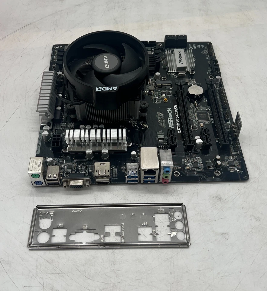 Scheda Madre AsRock X370M Pro4/DASH AMD Socket AM4 A-Series Ryzen CPU - Immagine 4 di 4