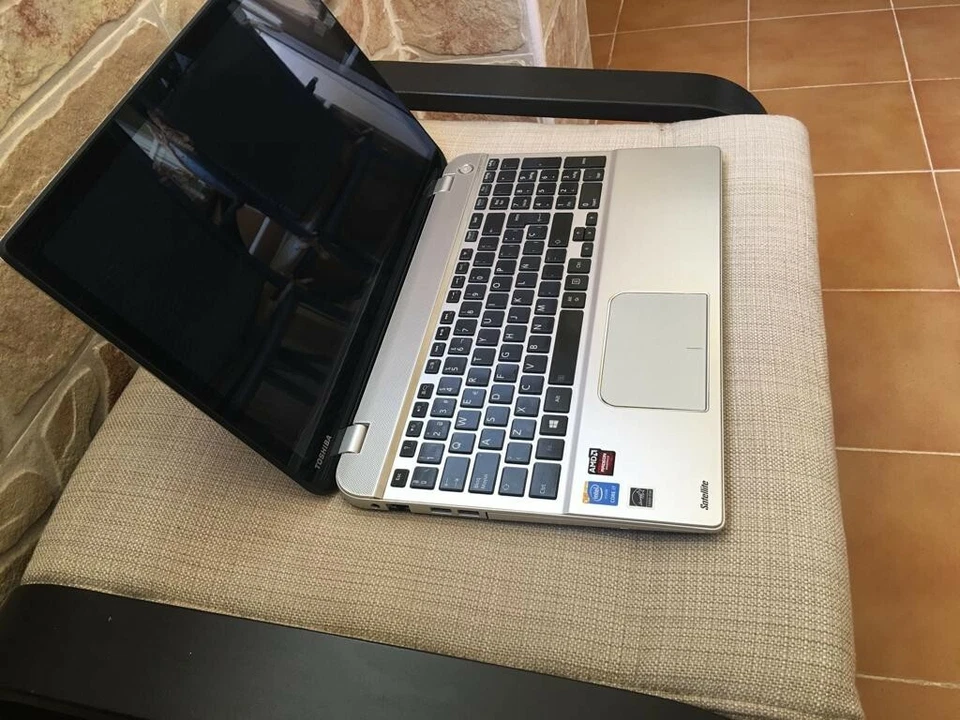 PC PORTATIL TOSHIBA SATELLITE P50T-B-118 - Imagen 4 de 4