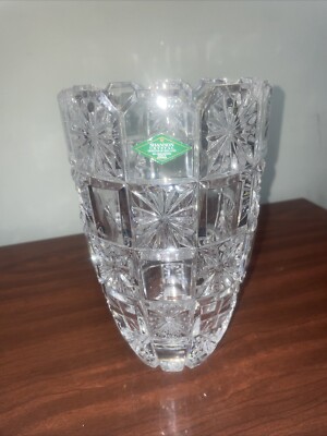 Shannon ''Emerald'' vase, 24% lead crystal, 9''
