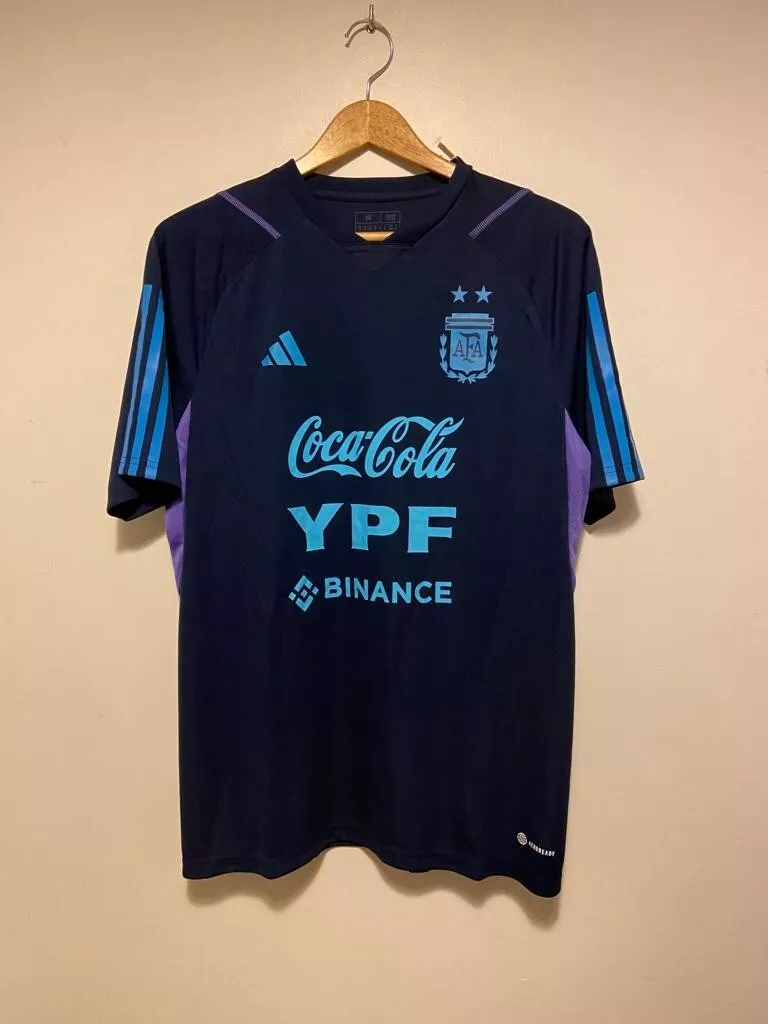 Argentina hotsell training jersey