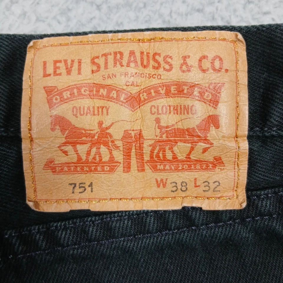 Levi's 751 Jeans Men's 38x32 Black Straight Leg Denim Pants - Image 4 of 4