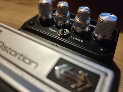 DigiTech HardWire TL-2 Metal Distortion Guitar Effect Pedal
