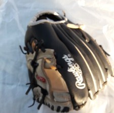 Rawlings Playmaker 11.5 T Ball Glove - Black/Brown. Right hand throw PM115ICB