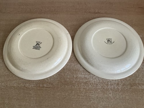 Poole Pottery Broadstone - 2 x 25.5 cm Dinner Plates - Picture 6 of 9