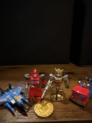 Transformers Defenders 01 Figures
