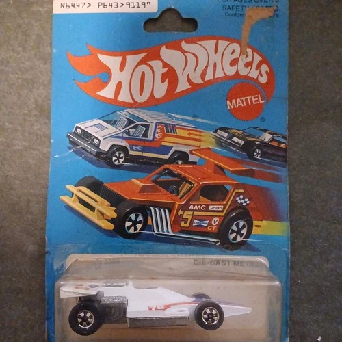 Vintage 1976 Hot Wheels Blackwall #76 Formula 5000 White 9119 Hong Kong Card