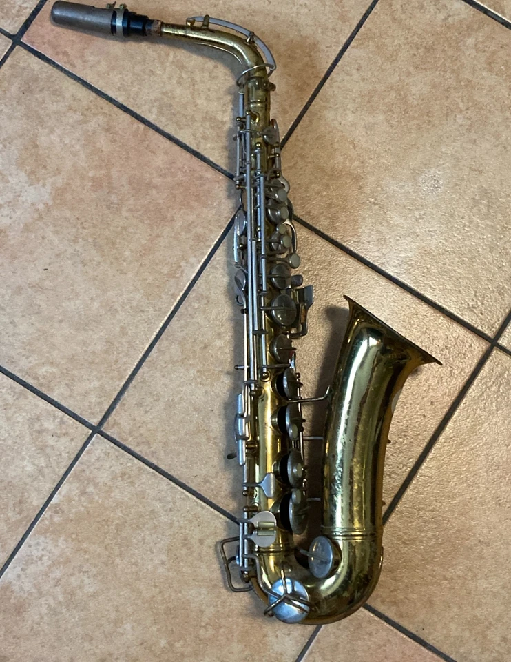 Sax Contralto C.G. Conn LTD 538169 Vintage con bocchino Rico Royal B7 -Vintage - Immagine 3 di 4