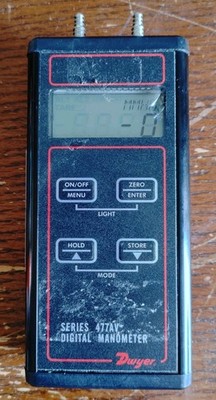 Dwyer Instruments 477AV-6 Digital Manometer Range 0-30 PSI