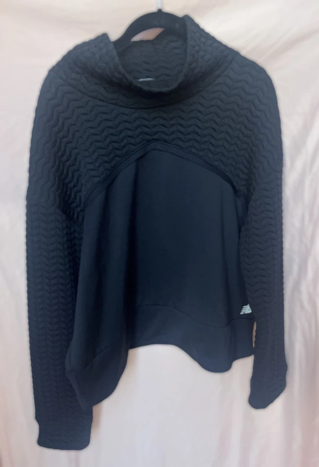  New Balance Womens Size XL Heatloft Pullover Sweatshirt black RUNNING - Image 4 of 4