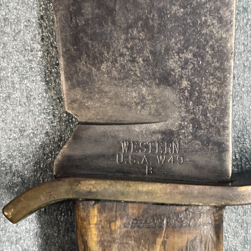 Cuchillo Bowie Western U.S.A W49 B con funda de cuero Foto 2 de 4