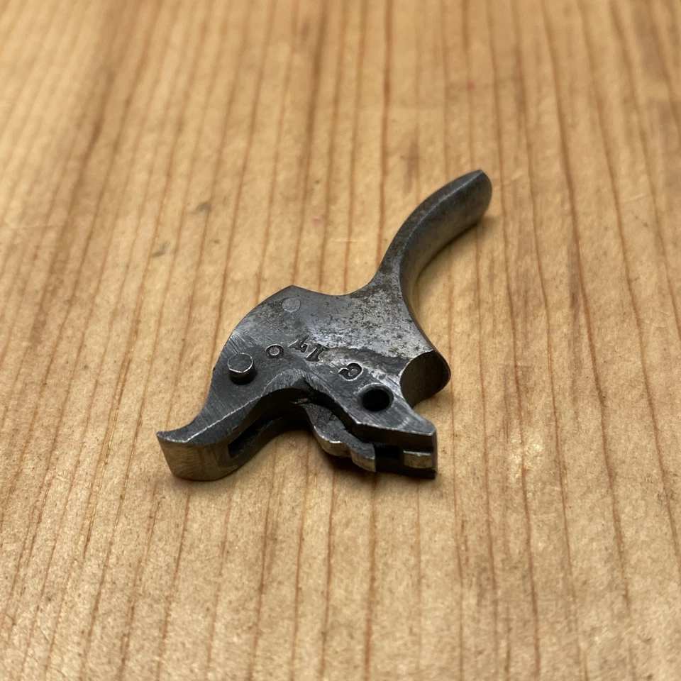 Revólver Forehand & Wadsworth modelo 32, pieza de RF .32 - gatillo - N29 Foto 2 de 4