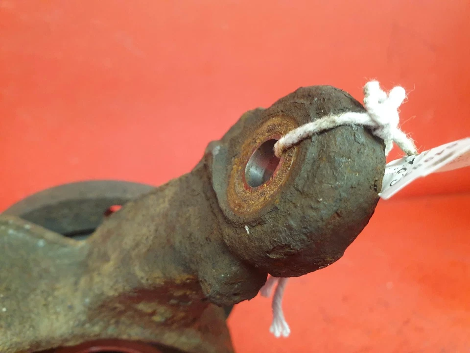 CITROEN C3 HUB FRONT DRIVER SIDE OFFSIDE RH 2010 1.6L PETROL - Image 2 of 4