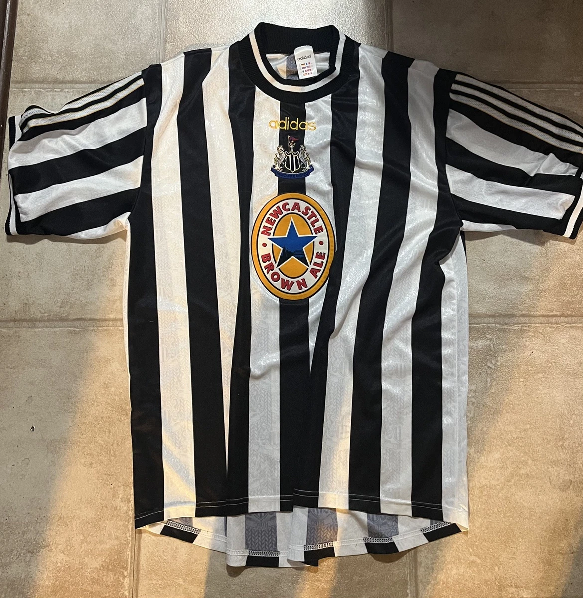adidas Men's Newcastle United International Club Soccer Fan