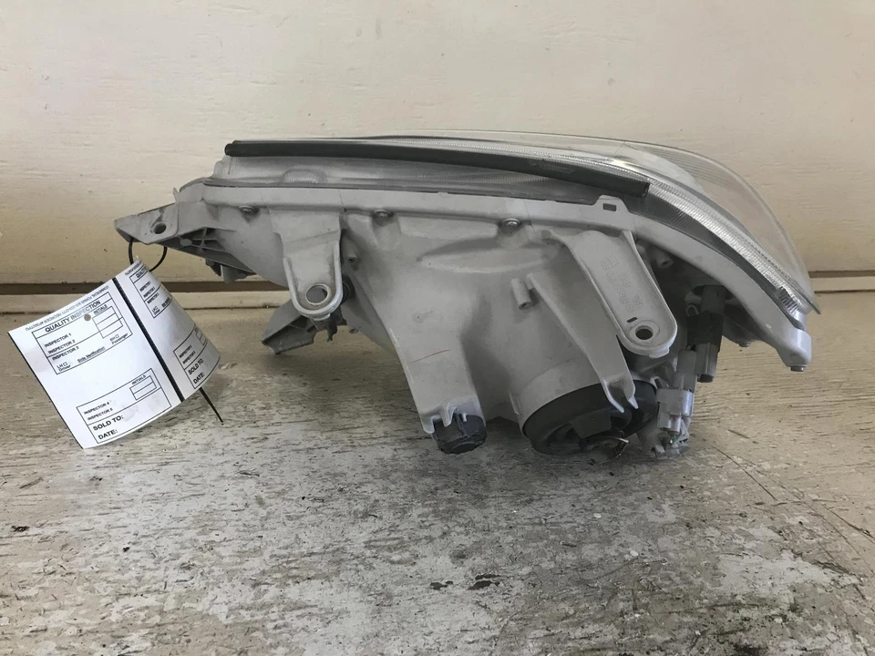 Conjunto de faros derechos usados se adapta a: Toyota Tacoma 2013 grado derecho A Foto 3 de 4