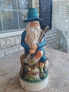 Whiskey Decanter RIP van Winkle. 1