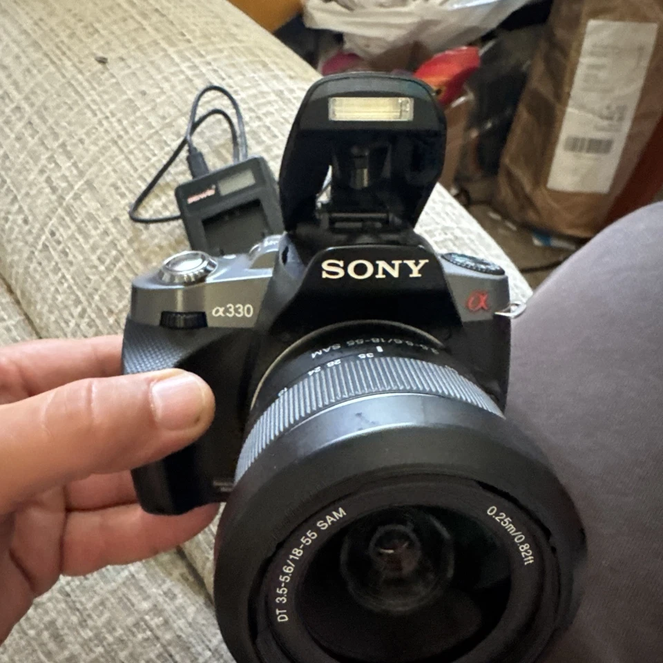 Sony Alpha 330, photo 3 of 5