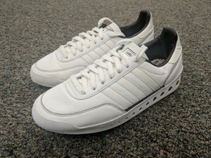white trainers adidas mens