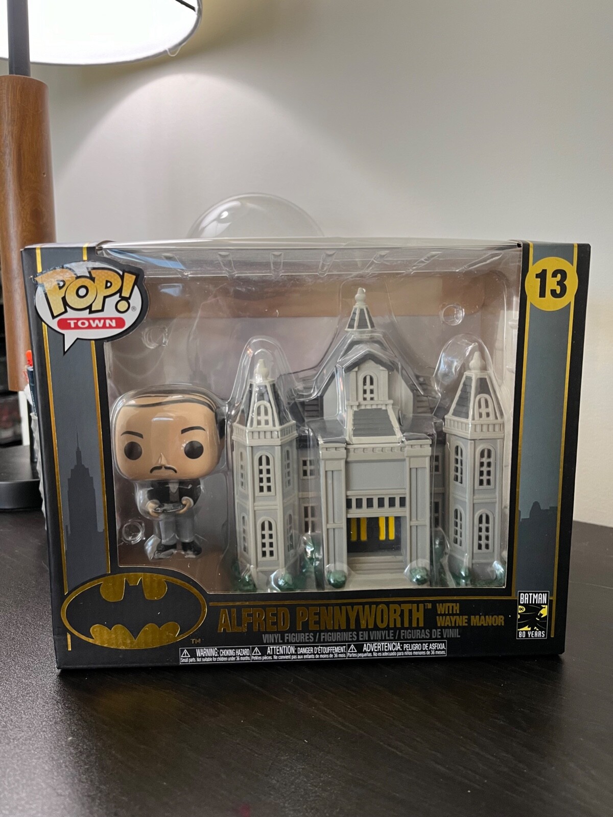 Funko Pop Town Batman 80Th Wayne Manor &Amp; Alfred Pennyworth Vinilo #13