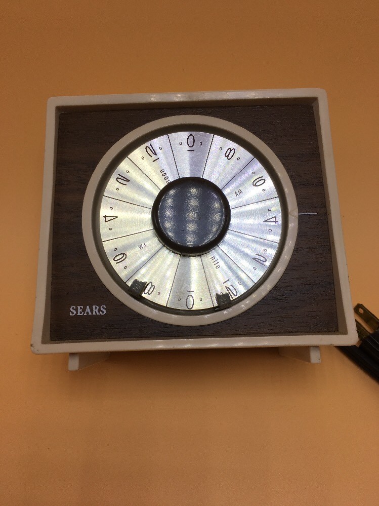 Vintage 1970's Sears Kenmore model 796.6445 24 hour all purpose timer ...