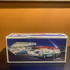 1996 HESS Emergency Ladder Fire Truck by Hess New In Box